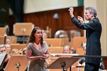 Christina Landshamer / Simon Gaudenz / Jenaer Philharmonie im Volkshaus Jena, Foto: ZEISS, Jürgen Scheere